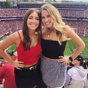 Meet your Posher, Claire